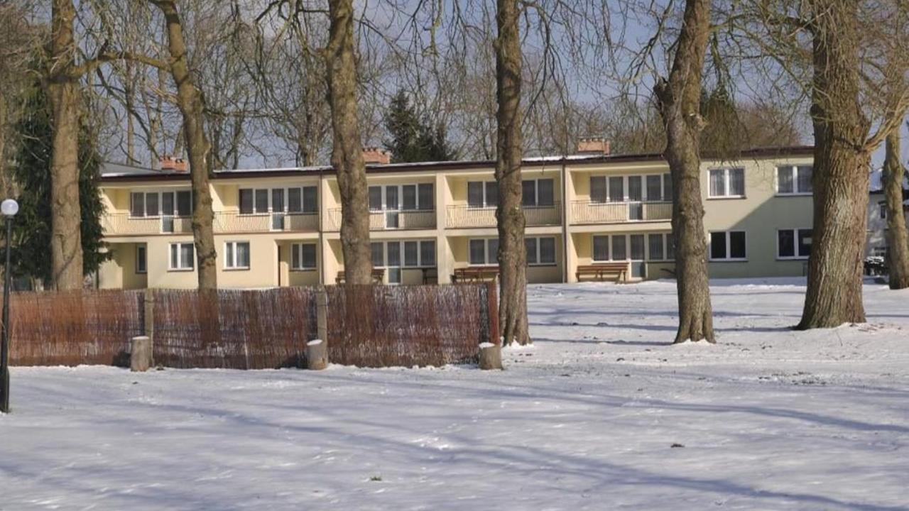 ホテル Plesna Park エクステリア 写真