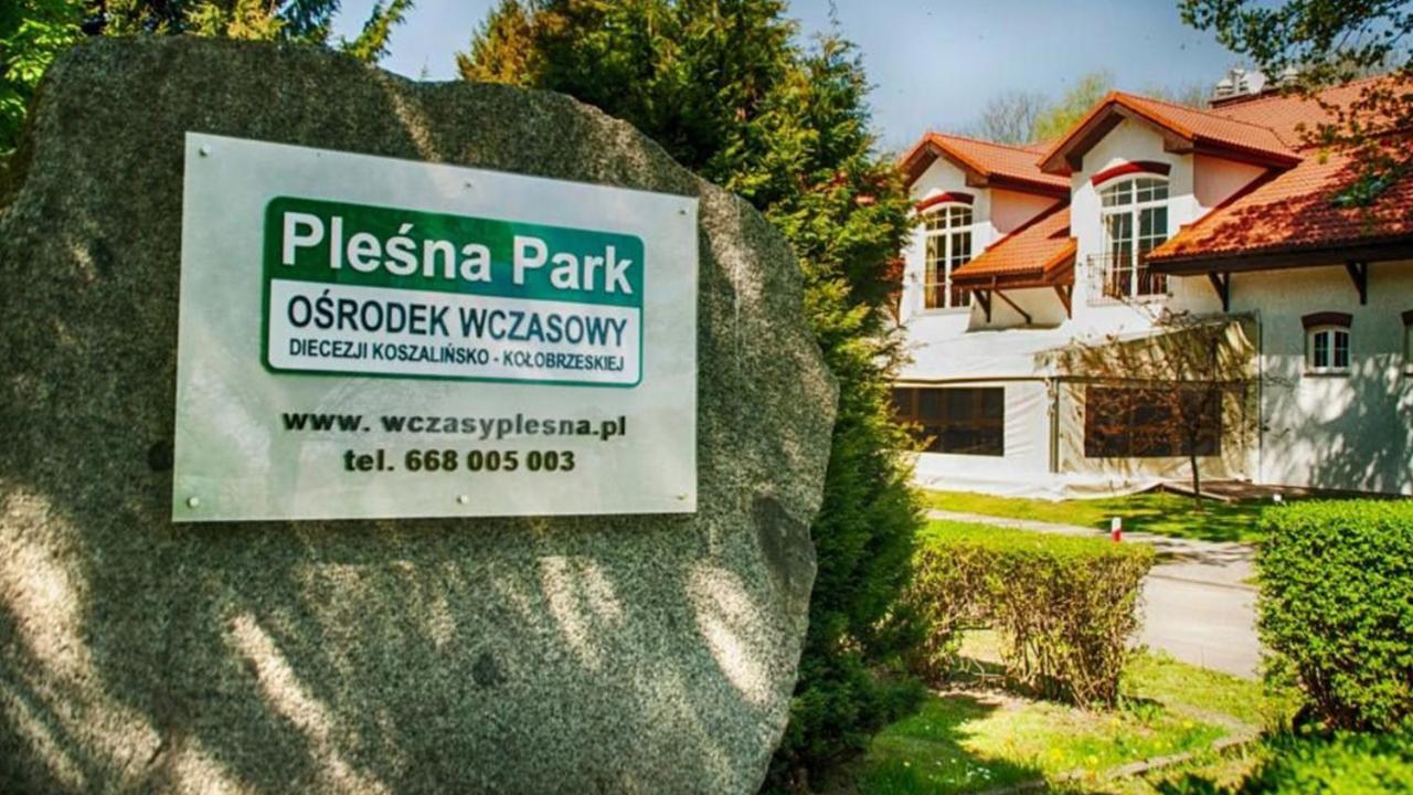 ホテル Plesna Park エクステリア 写真